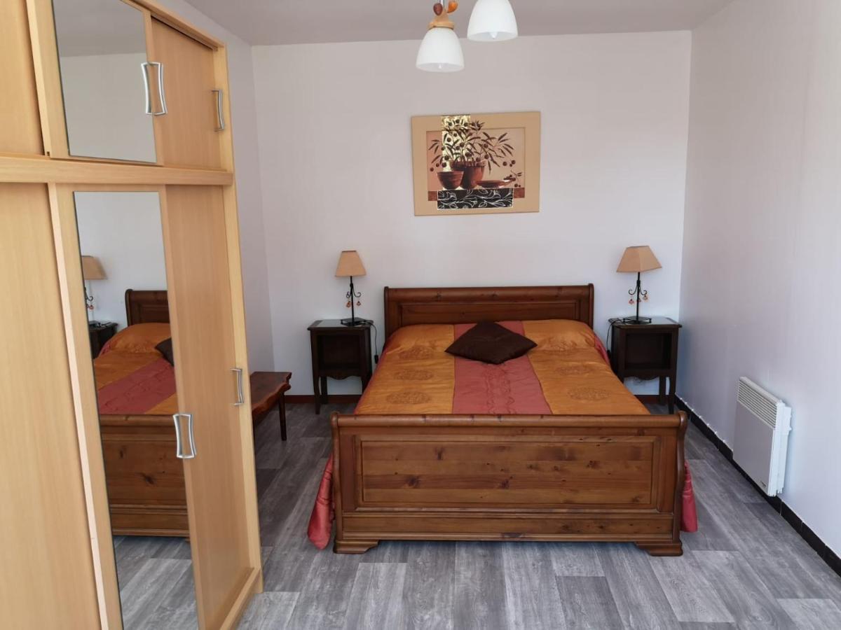Gites Chez Belliveau Meursac Екстериор снимка