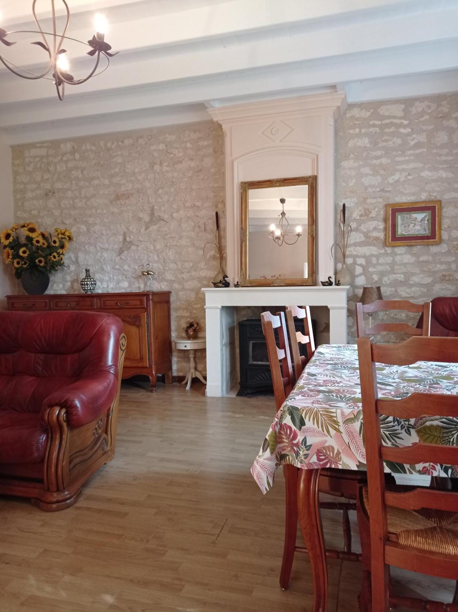 Gites Chez Belliveau Meursac Екстериор снимка